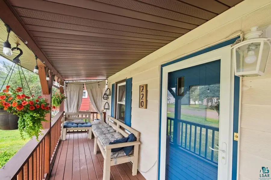 220 E Locust St, Duluth, MN 55811 - #3