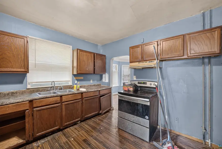 2317 W 4th Street, Duluth, MN 55806 - #2