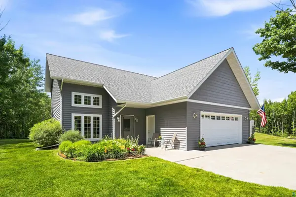 4783 Caribou Lake Rd, Saginaw, MN 55779