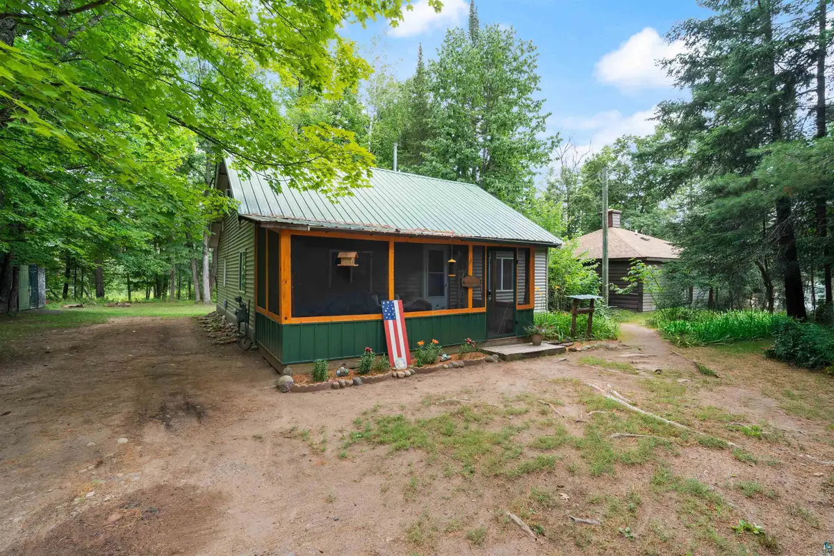 11266 S 5th St, Solon Springs, WI 54873 - #1