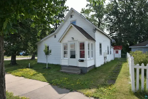 116 6th St E, Ashland, WI 54806