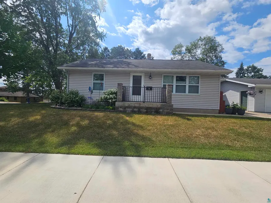 701 N Auburn Ave, Eveleth, MN 55734 - #2