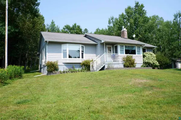 5845 North Shore Dr, Duluth, MN 55804
