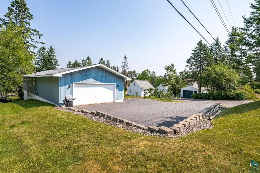 2302 Pershing St, Duluth, MN 55811 - #3