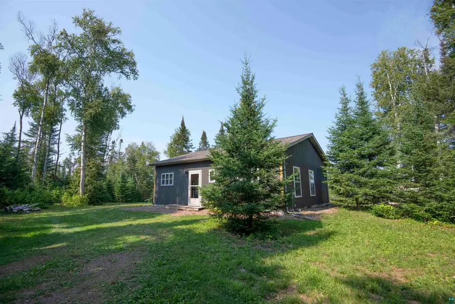 1093 South Shore Dr, Grand Marais, MN 55604 - #3