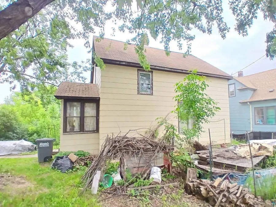 429 N 27th Ave W, Duluth, MN 55806 - #2