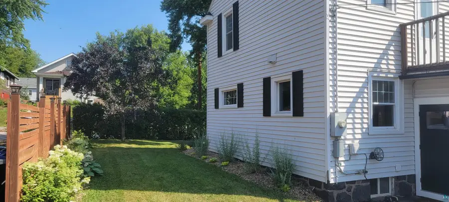2832 W 6th St, Duluth, MN 55806 - #3