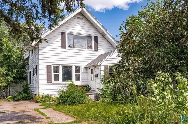 410 N 39th Ave W, Duluth, MN 55807-1625