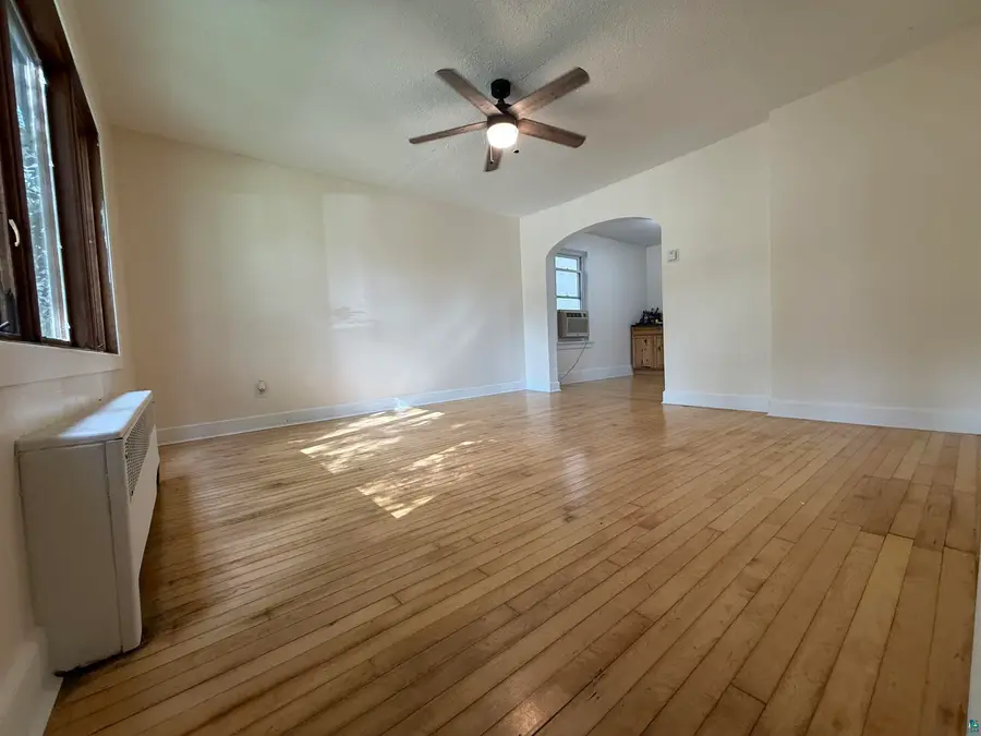 1620 E 4th Ave, Hibbing, MN 55746 - #3