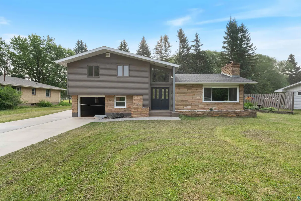 4 Highgate St, Superior, WI 54880 - #1