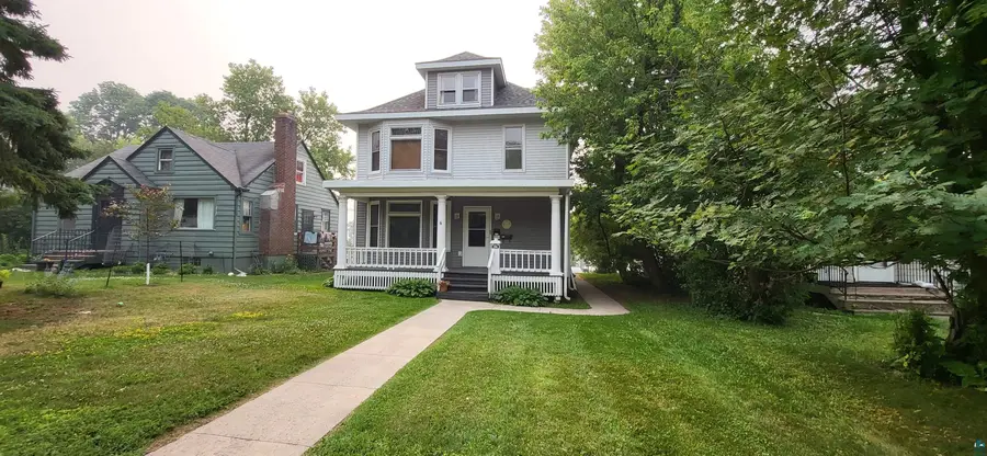 1514 E 5th St, Duluth, MN 55812 - #2