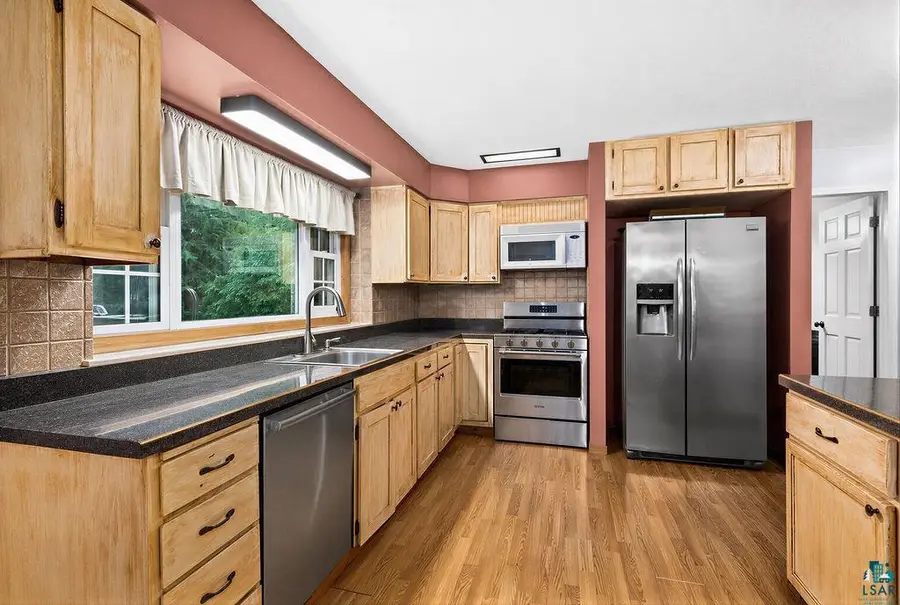 75 Nelson Dr, Silver Bay, MN 55614 - #2