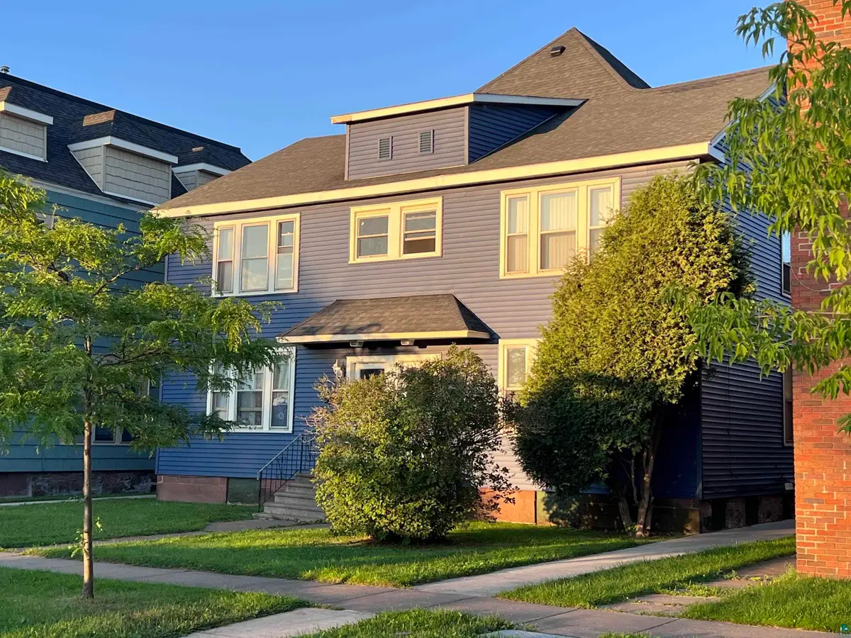 1822 1/2 John Ave, Superior, WI 54880 - #1