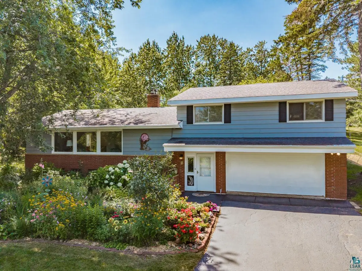 2705 Jean Duluth Rd, Duluth, MN 55804 - #1