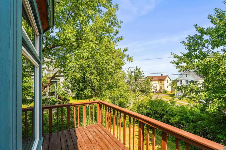 1323 W 1st St, Duluth, MN 55806 - #3