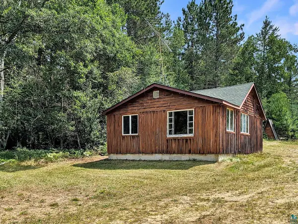 12594 East Rd, Side Lake, MN 55781-8431