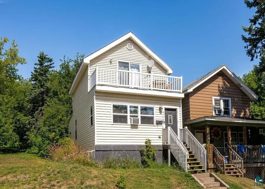 517 E 8th St, Duluth, MN 55805 - #2