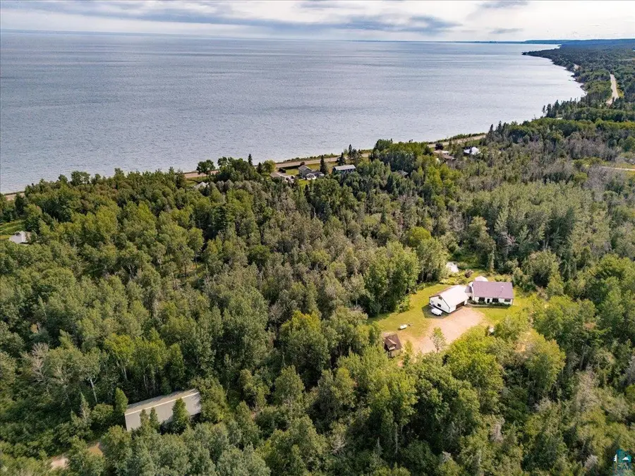1826 Pine Park Rd, Duluth, MN 55804 - #3