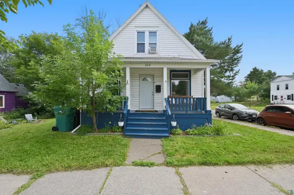 5818 Elinor St, Duluth, MN 55807