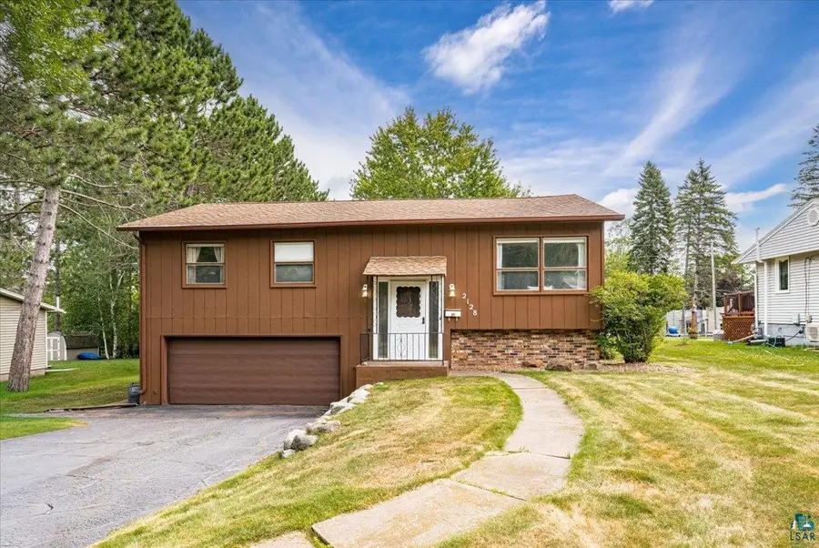 2128 Dunedin Ave, Duluth, MN 55803 - #2