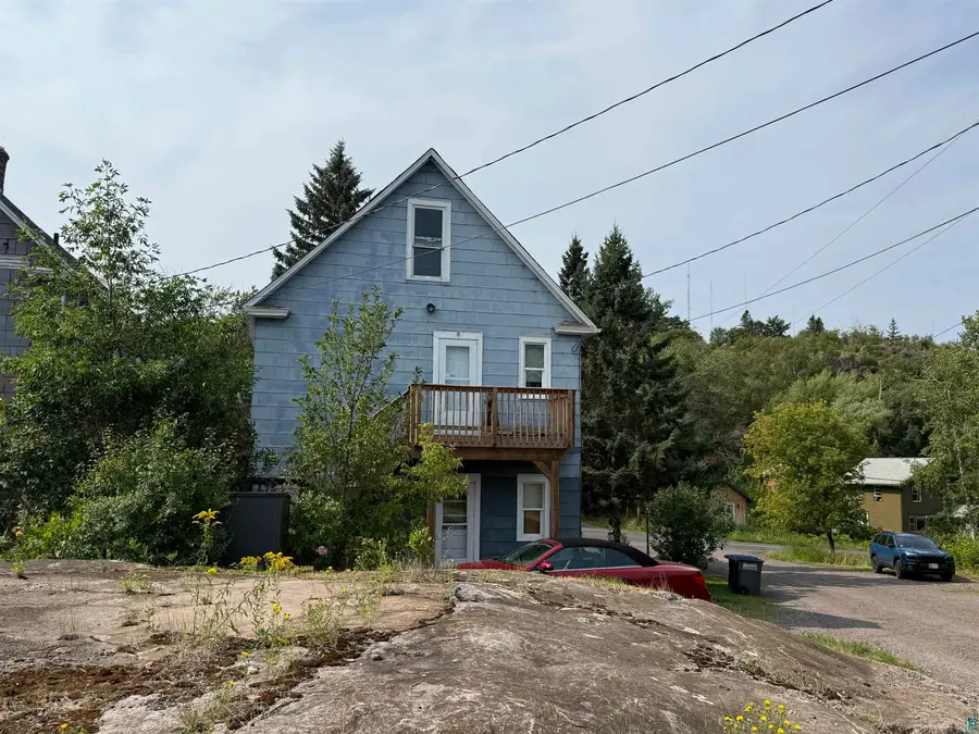 1302 W 1st St, Duluth, MN 55806 - #3