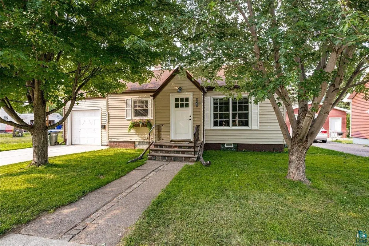 2113 Selmser Ave, Cloquet, MN 55720 - #1