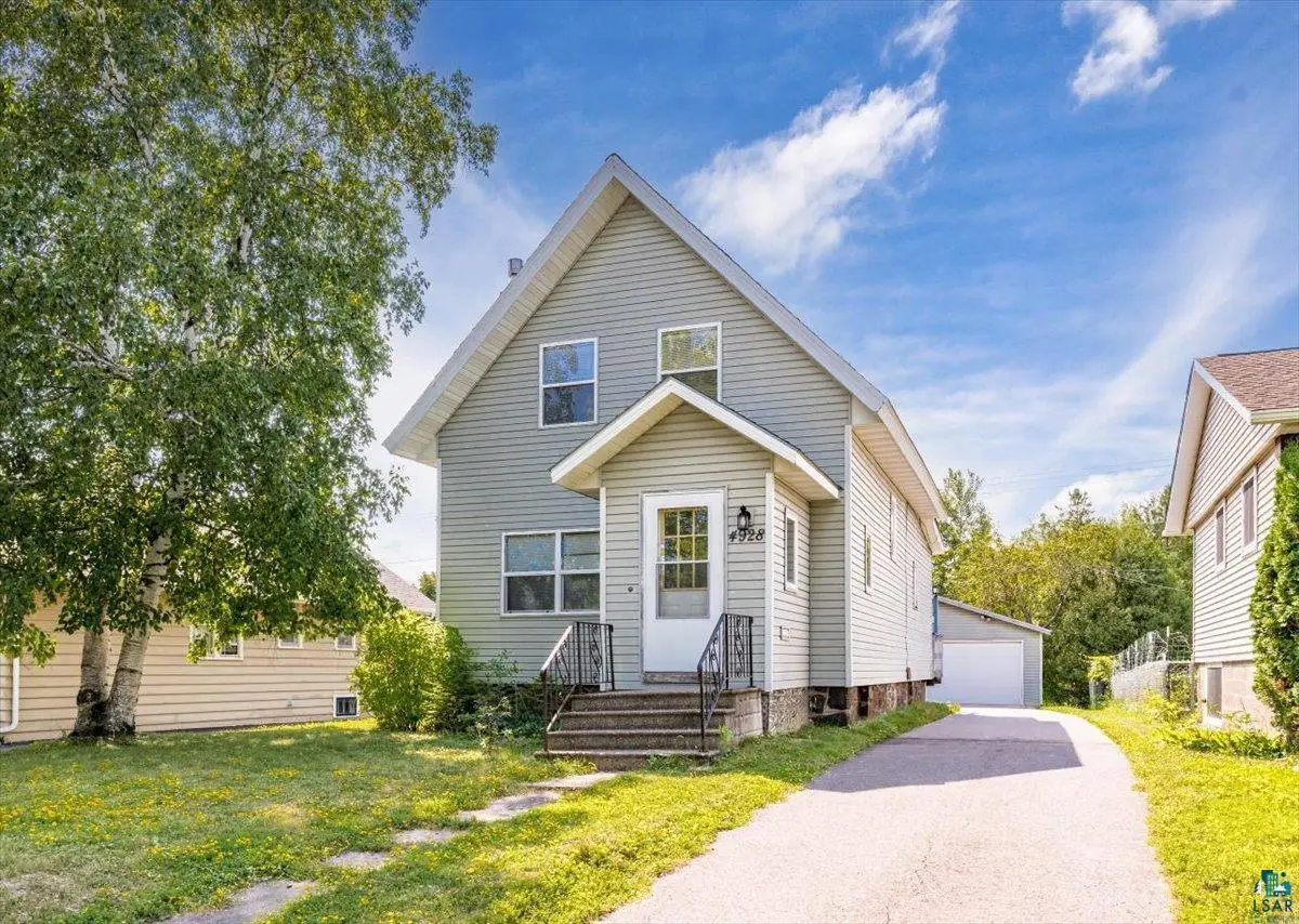 4928 Tioga St, Duluth, MN 55804 - #1