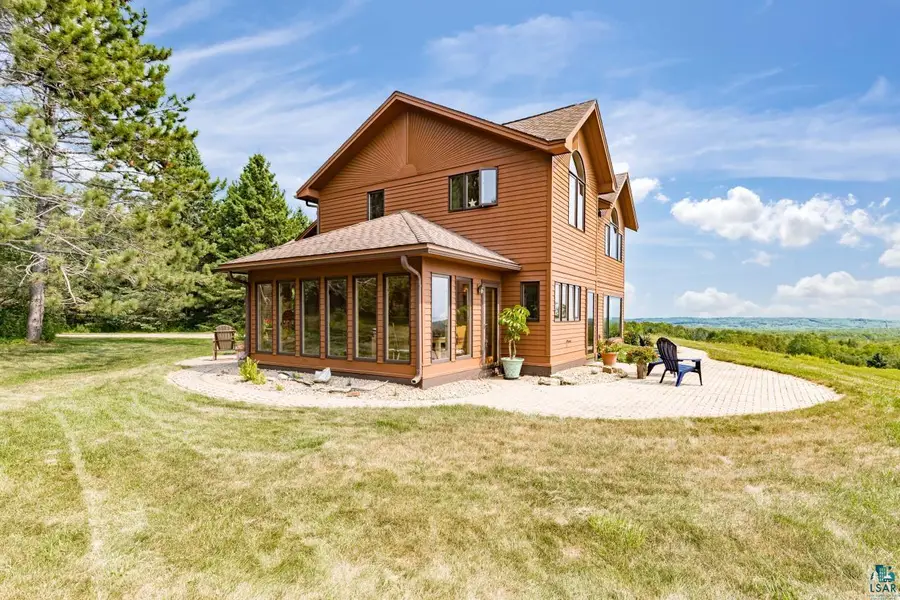 3364 W Tischer Rd, Duluth, MN 55804 - #3