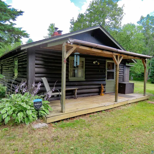 180 Caribou Tr, Lutsen, MN 55612