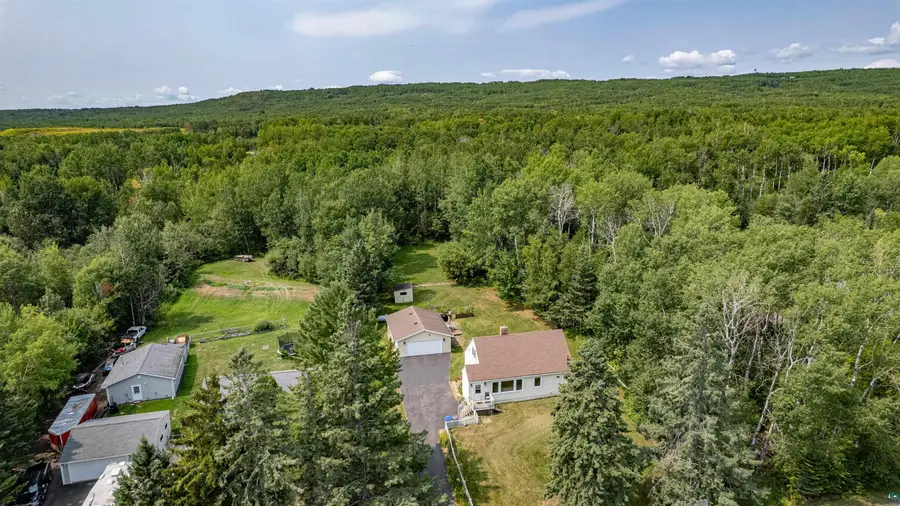 121 Lakewood Dr, Duluth, MN 55804 - #2