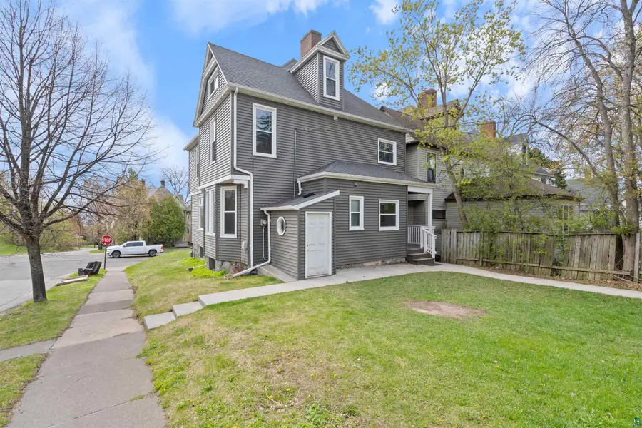 1931 E Superior St, Duluth, MN 55812 - #2