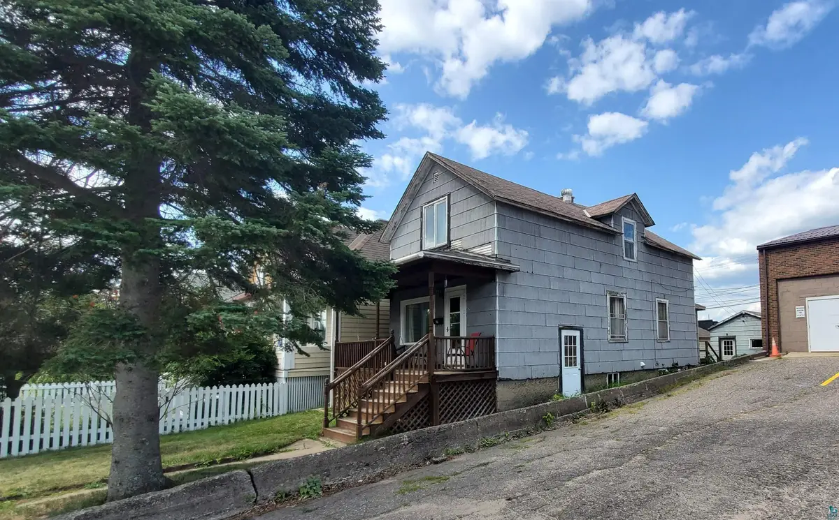 31 E Harvey St, Ely, MN 55731 - #1