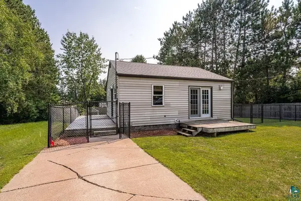 2208 Sahlman Ave, Cloquet, MN 55720