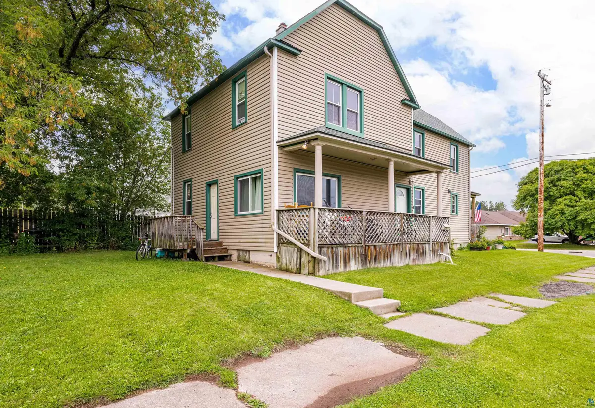 201 E Mccuen St, Duluth, MN 55808 - #1