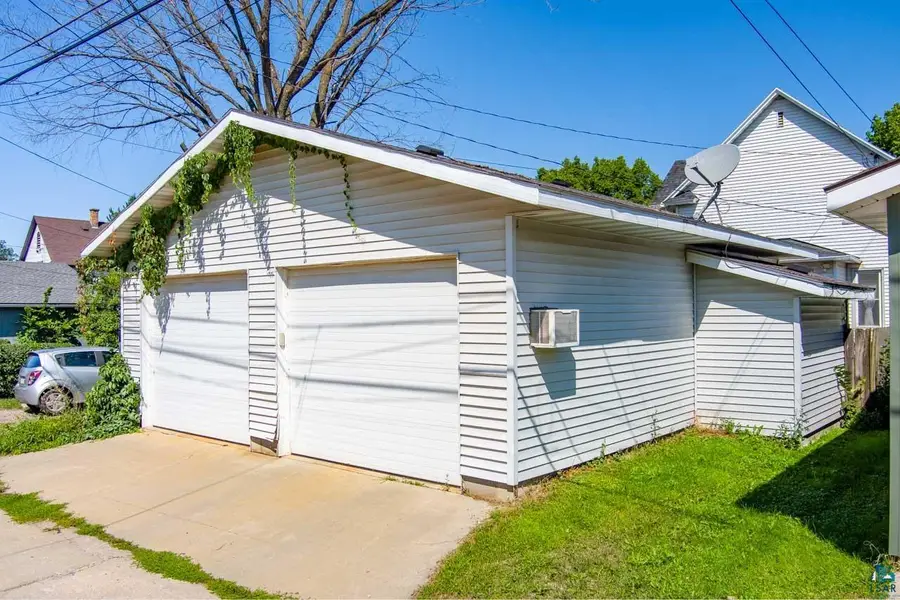 306 9th St S, Virginia, MN 55792-0000 - #2
