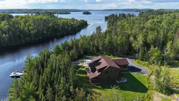 7523 Nelson Rd, Crane Lake, MN 55725