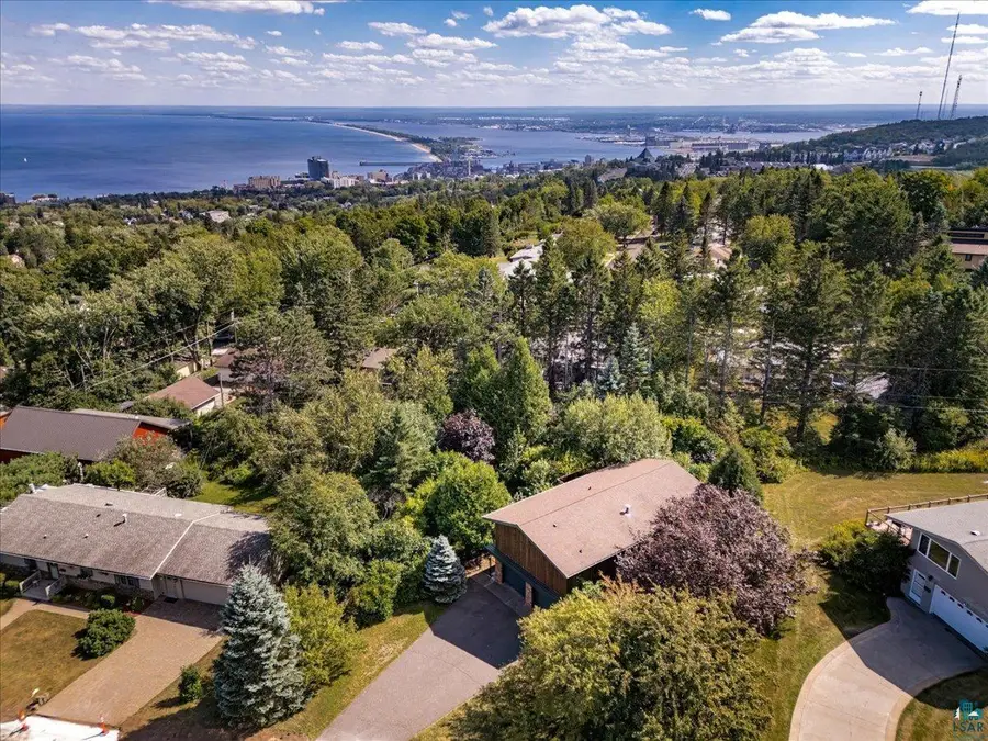 324 Howtz St, Duluth, MN 55811 - #2