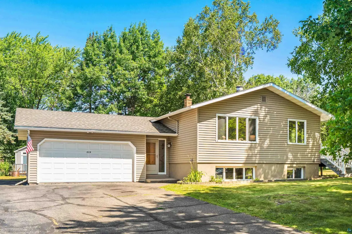 219 W Morgan St, Duluth, MN 55811 - #1