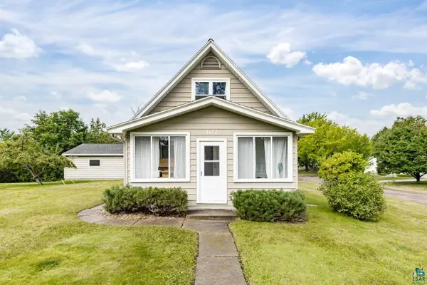 402 W Owatonna St, Duluth, MN 55803