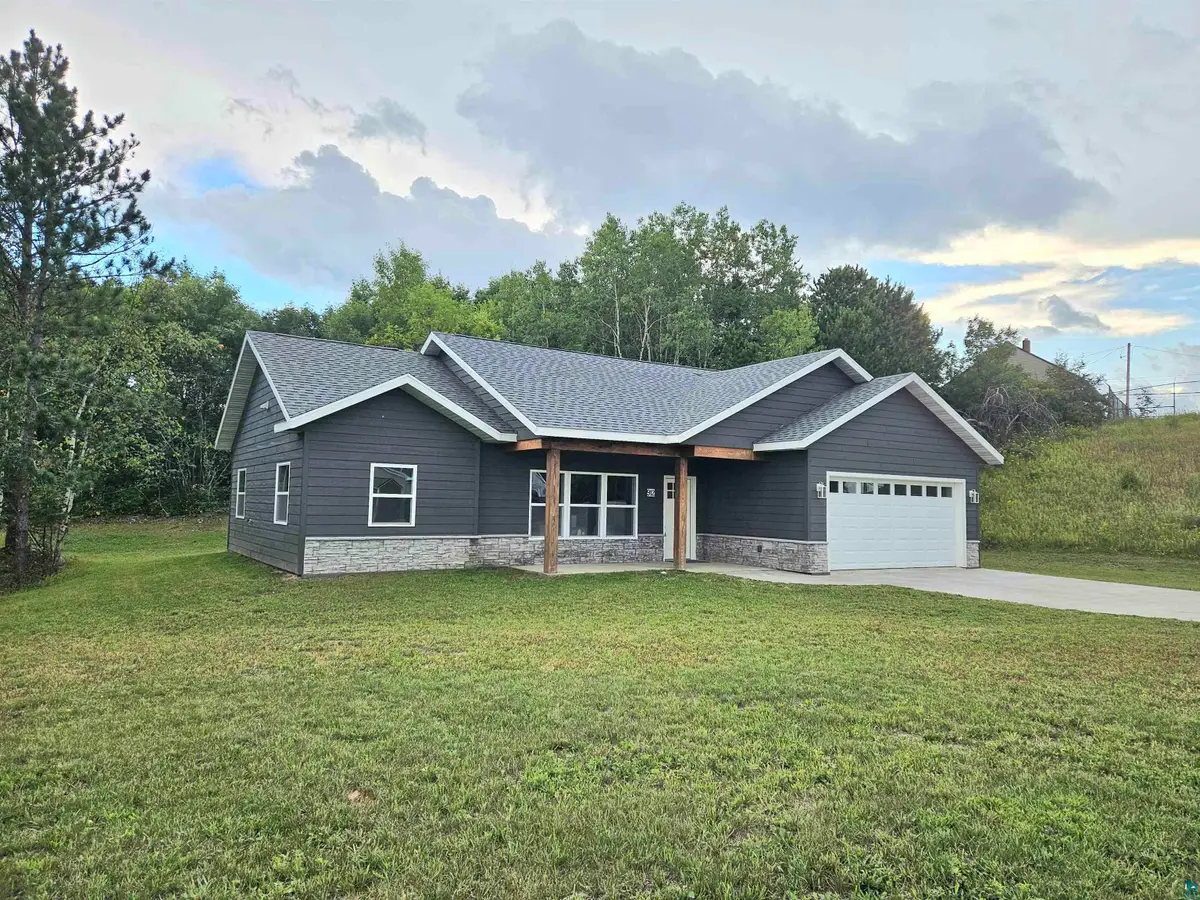 912 Carter Cr, Eveleth, MN 55734 - #1