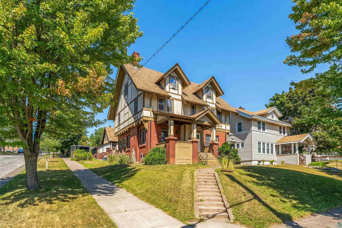 1801 E 2nd St, Duluth, MN 55812 - #1