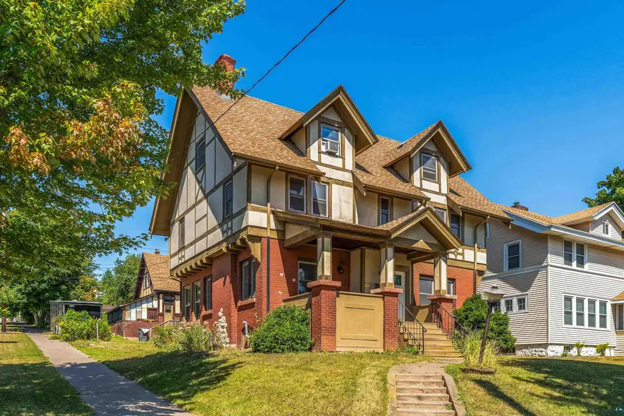 1801 E 2nd St, Duluth, MN 55812 - #2