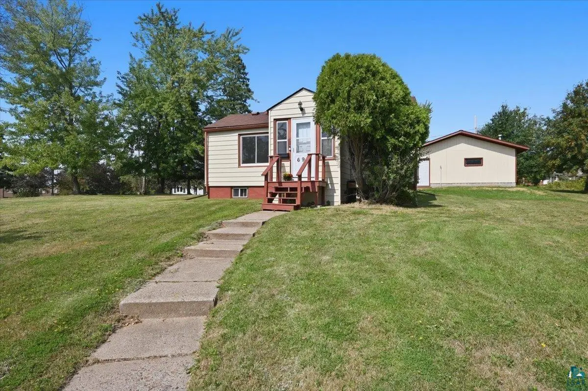 69 E Calvary Rd, Duluth, MN 55803 - #1