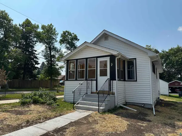 1401 104th Ave W, Duluth, MN 55808