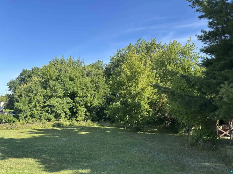 527 E Camp St, Ely, MN 55731 - #2