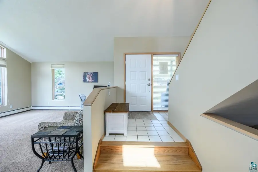 114 Highland Dr, Hibbing, MN 55746 - #3