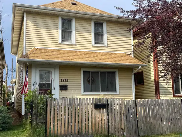 1215 Harrison St, Superior, WI 54880