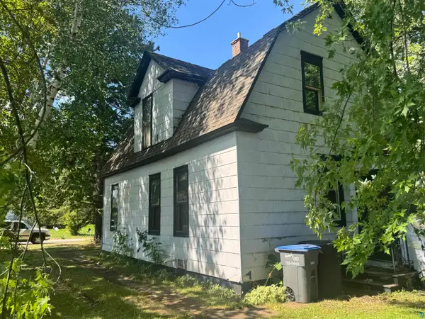 5115 E 1st St, Superior, WI 54880