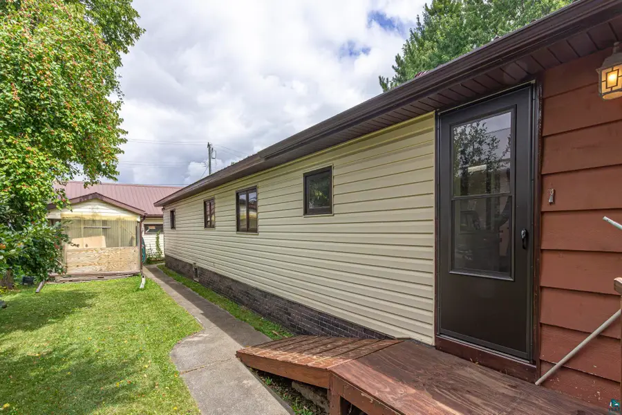1211 E Camp St, Ely, MN 55731 - #2