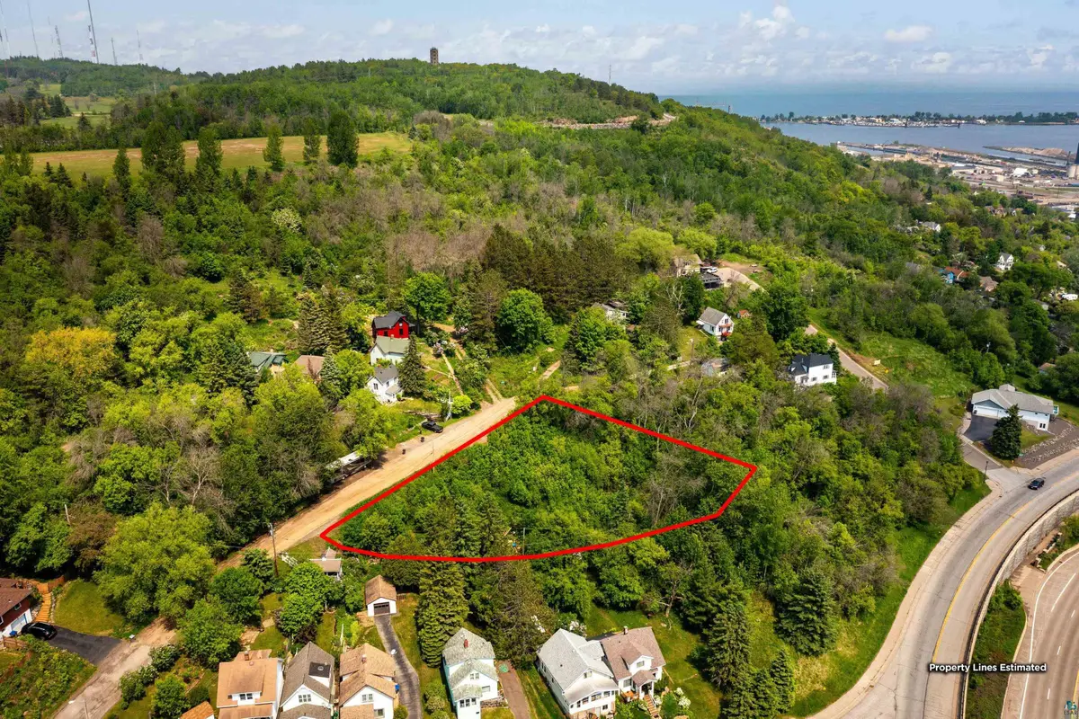 xxxx W 10th St, Duluth, MN 55806 - #1